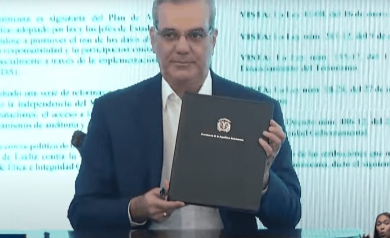 SANTO DOMINGO: Luis Abinader crea comisión de transparencia y anticorrupción: «Debemos ser más drásticos»