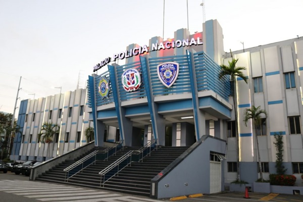 SANTO DOMINGO: 20 años de cárcel  a segundo teniente de PN por violar sexualmente, en forma reiterada, hija de 15 años de edad