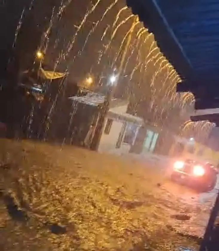 SANTO DOMINGO: Vaguada y sistema frontal traerán lluvias y tronadas en varias regiones