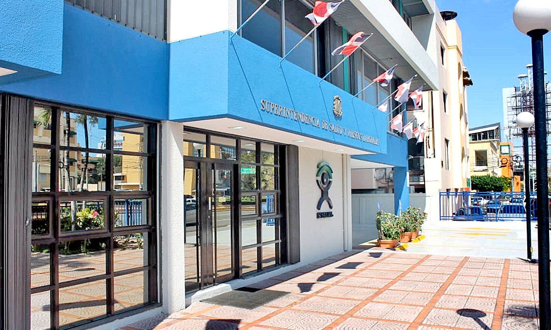 SANTO DOMINGO: Investigan clínica habría negado servicios a víctimas de Jet Set