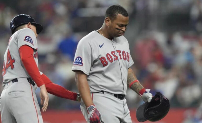 BOSTON: Rafael Devers se niega a jugar primera base y enfrenta al gerente de los Red Sox