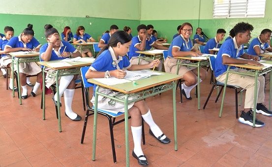 SANTO DOMINGO: Dominicana bajó analfabetismo a seis por ciento en el año 2024