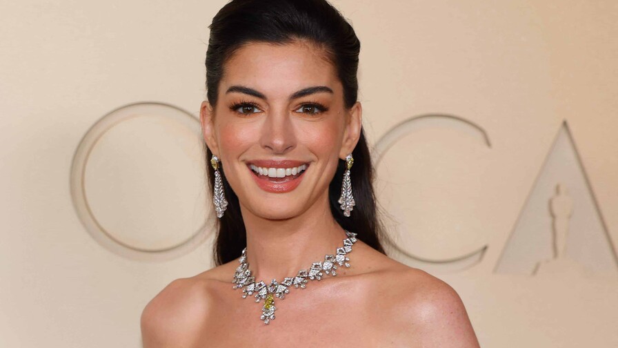 LOS ANGELES: Dwayne Johnson, Anne Hathaway y los Jonas Brothers recibirán el premio Leyendas de Disney