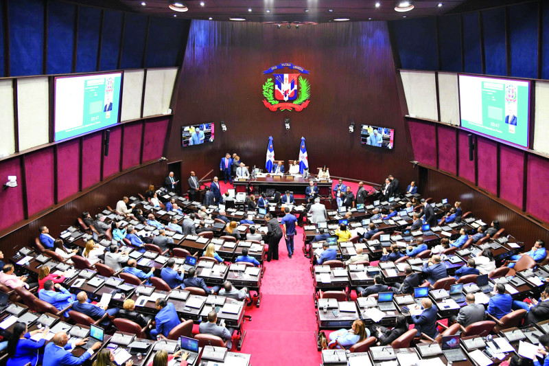 SANTO DOMINGO: Pacheco dice que la cesantía no será tocada en la Cámara de Diputados