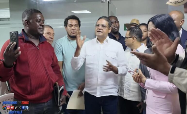 SANTO DOMINGO: Advierte mano dura contra motoristas sin cascos; «no vine a hacer lo que diga Méndez, sino la ley»