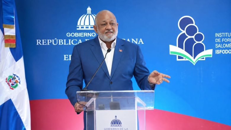 SANTO DOMINGO: Auditoría de la Cámara de Cuentas no encontró irregularidades en la gestión de Roberto Fulcar al frente del MINERD